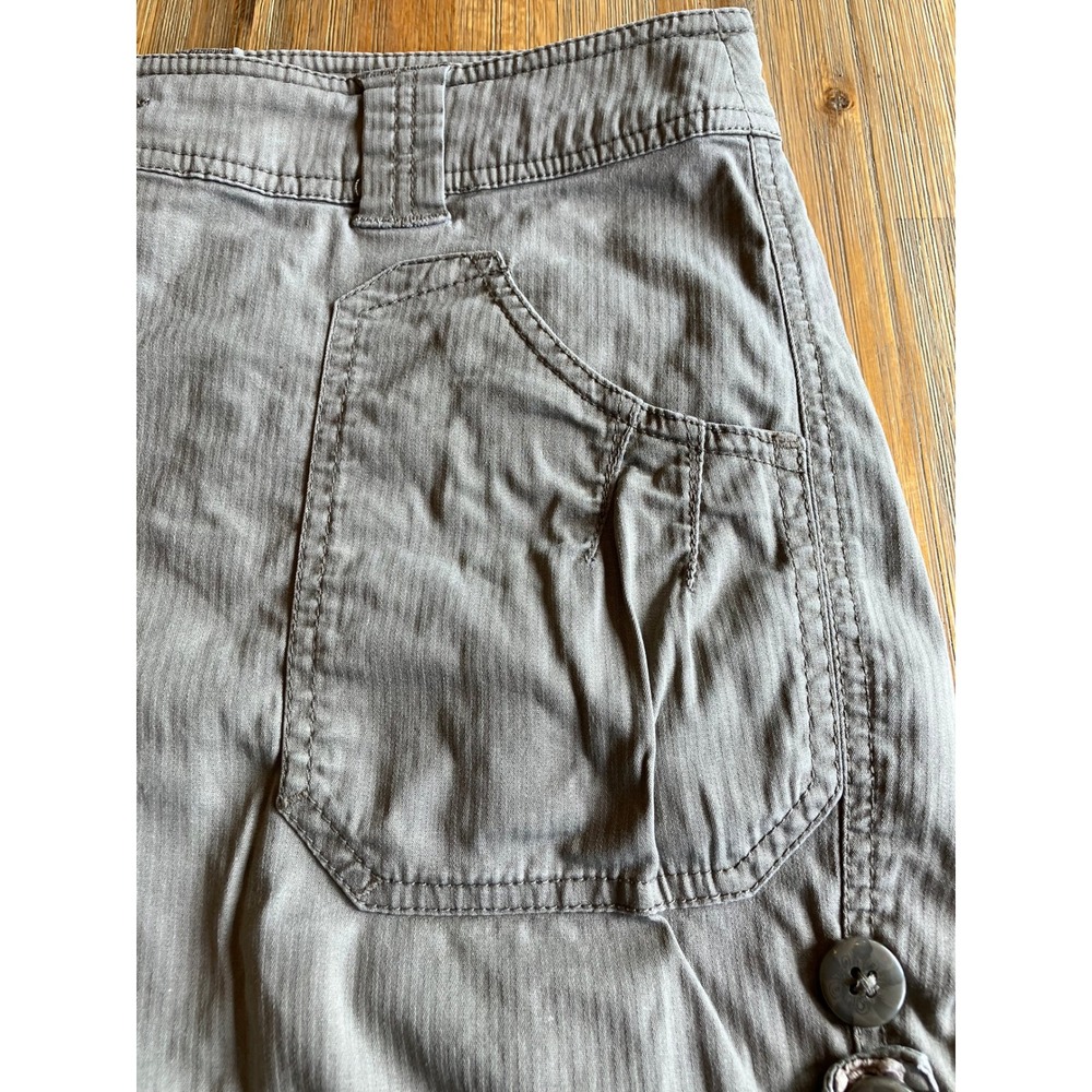 Tribal Lightweight cuffed short with lace detail womens grey size 4 - Picture 3 of 7